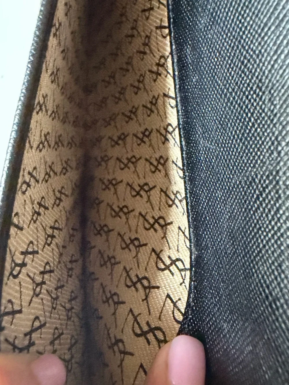 Yves Saint Laurent Black Leather Envelope Clutch - Vintage - Picture 9 of 12